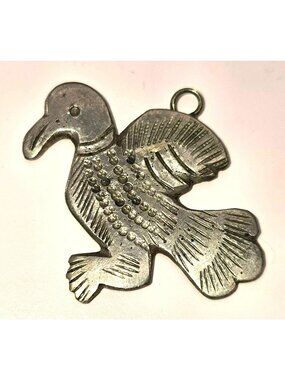 Antique Handcrafted Silver Metal Bird Pendant With Intricate Detailing CM2385